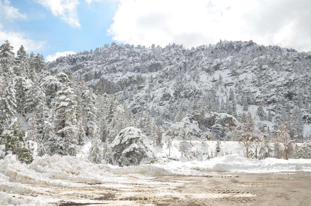 25 santim kar yağdığını duyan Konya yoluna akın etti 2
